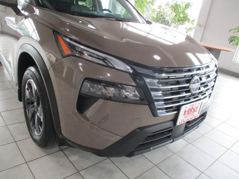 Nissan Rogue SV AWD 2025
