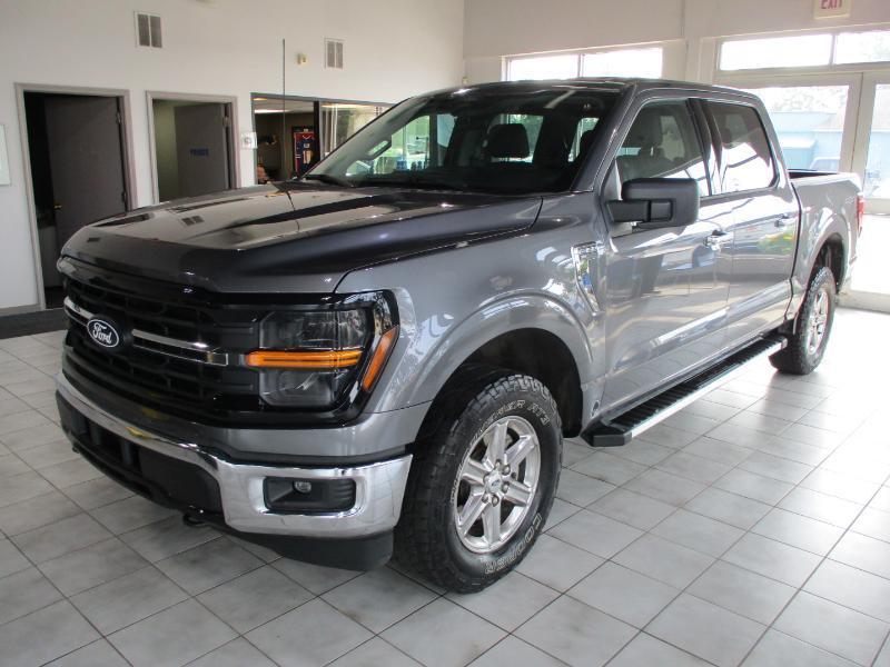 Ford F-150 XLT SuperCrew 4WD 2025