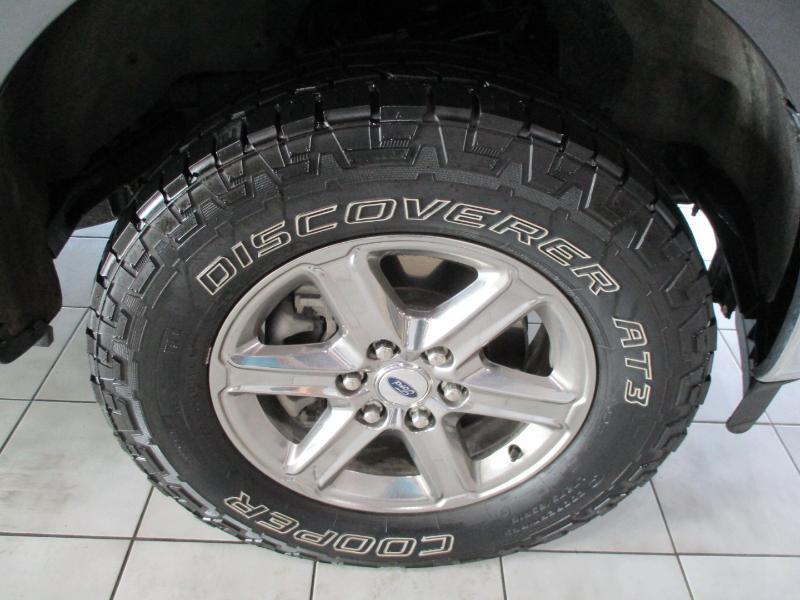 Ford F-150 XLT SuperCrew 4WD 2025