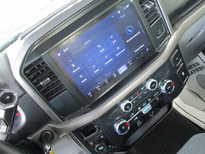 Ford F-150 XLT SuperCrew 4WD 2025