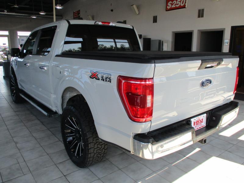 Ford F-150 XLT SuperCrew 5.5-ft. Bed 4WD 2023
