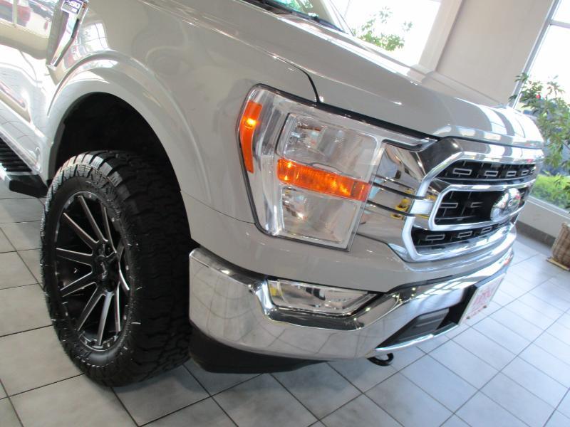 Ford F-150 XLT SuperCrew 5.5-ft. Bed 4WD 2023