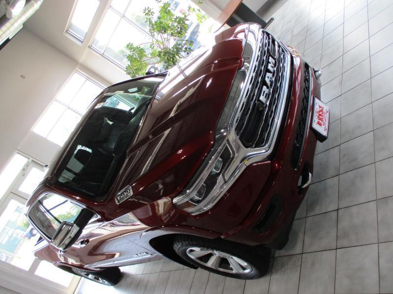 RAM 1500 Limited Crew Cab SWB 4WD 2022