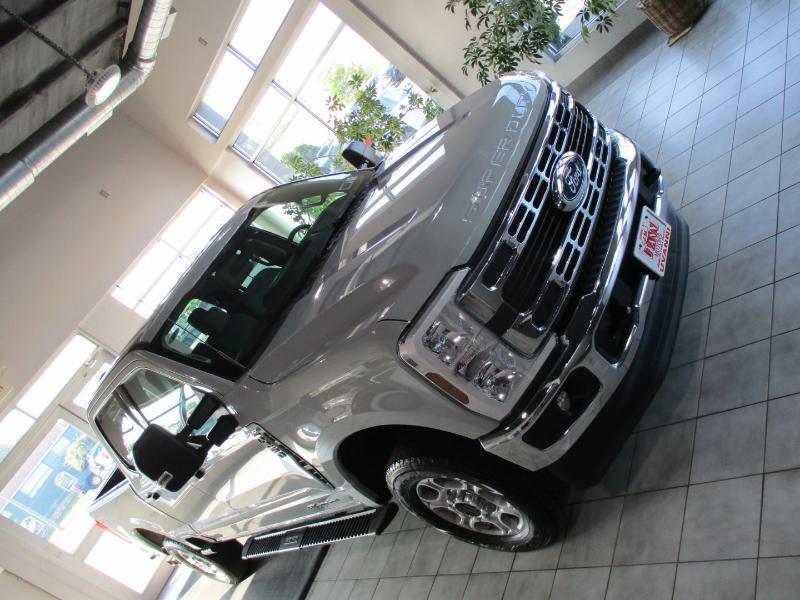 Ford F-250 SD XLT Crew Cab 4WD 2025