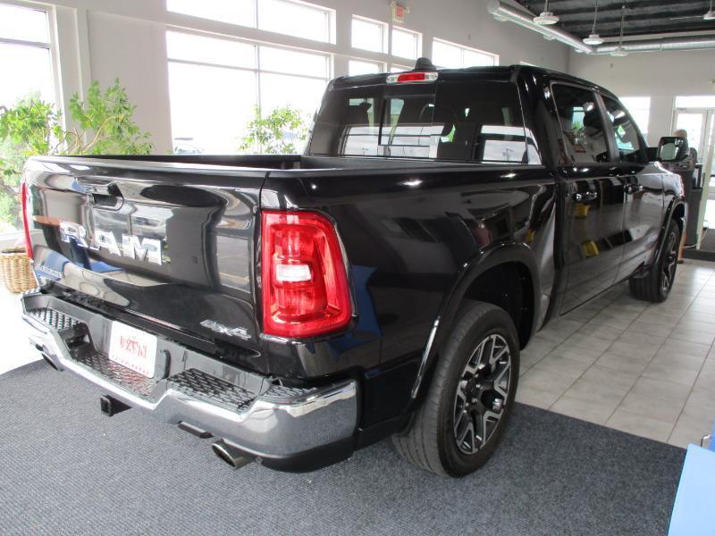 RAM 1500 Laramie Crew Cab SWB 4WD 2025