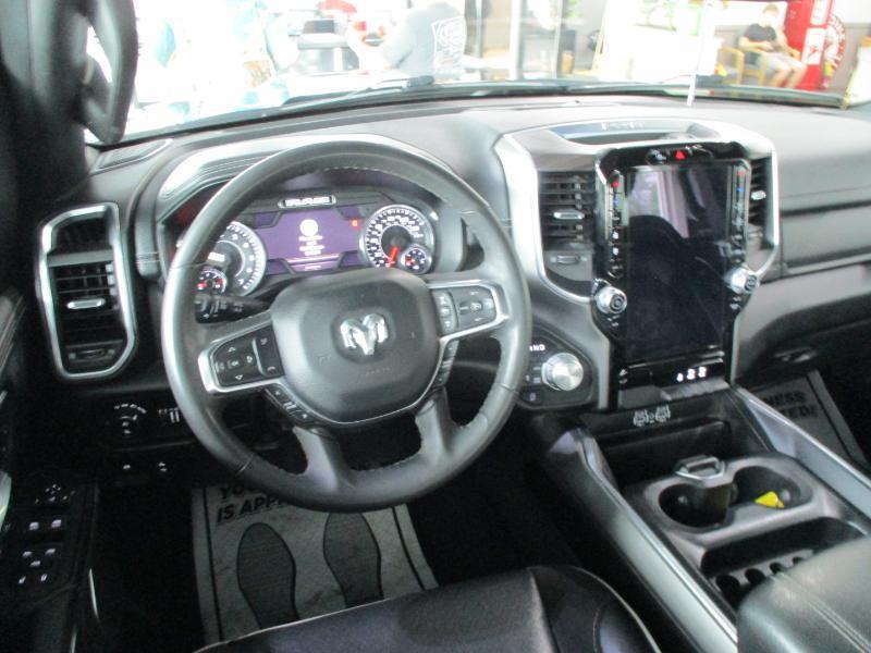 RAM 1500 Laramie Crew Cab SWB 4WD 2025