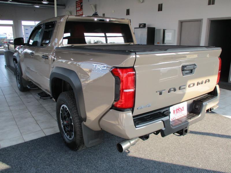Toyota Tacoma TRD Offroad Dbl Cab 4WD at 2026