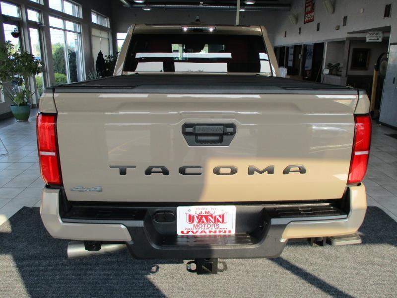 Toyota Tacoma TRD Offroad Dbl Cab 4WD at 2026