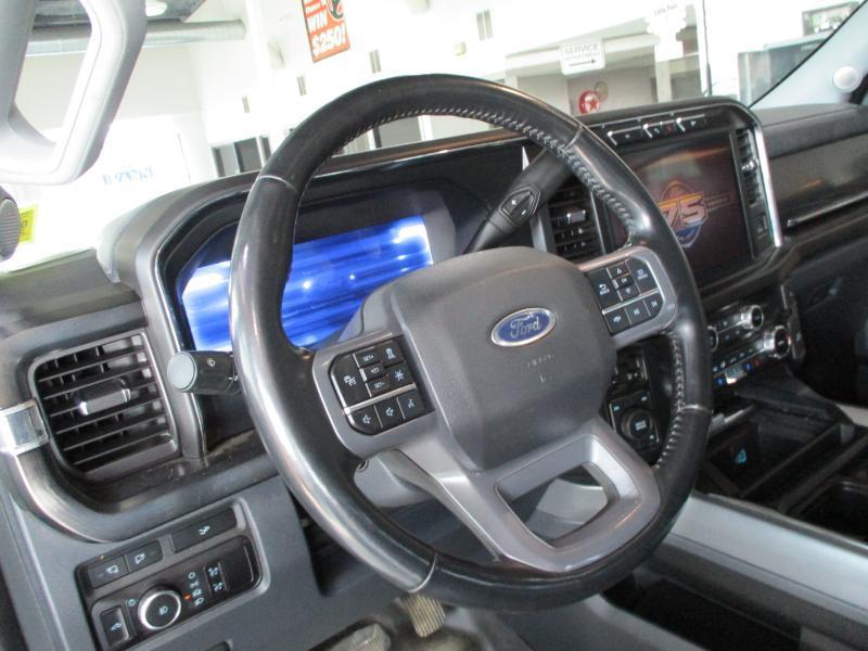 Ford F-250 SD Lariat Crew Cab 4WD 2023
