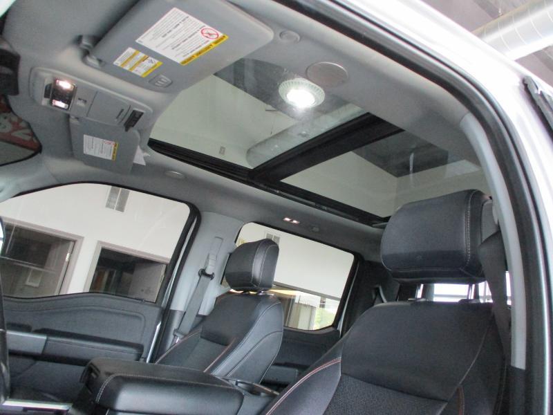 Ford F-250 SD Lariat Crew Cab 4WD 2023