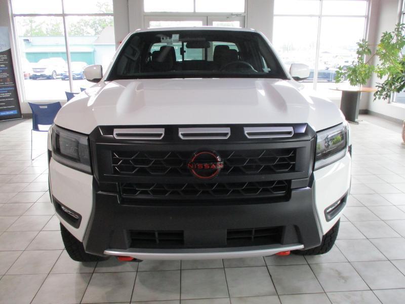 Nissan Frontier PRO-4X Crew Cab 4WD 2026