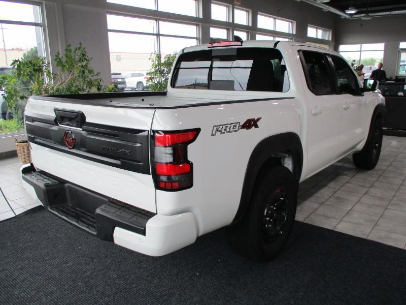 Nissan Frontier PRO-4X Crew Cab 4WD 2026