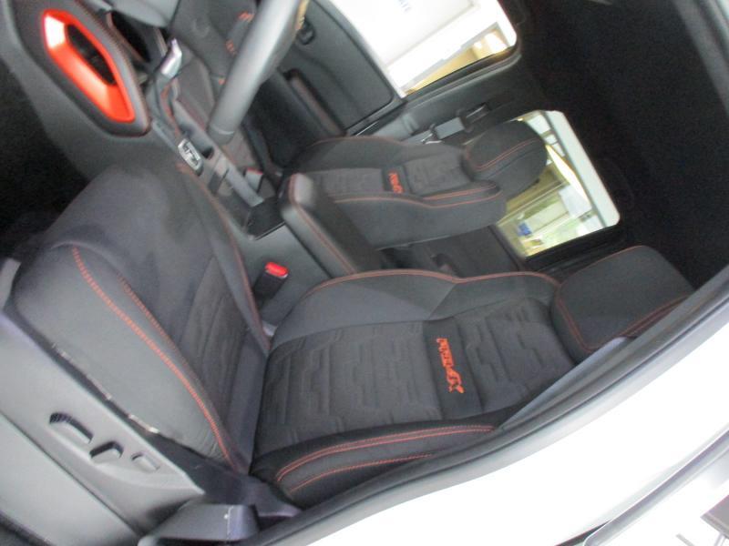 Nissan Frontier PRO-4X Crew Cab 4WD 2026