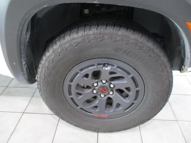 Nissan Frontier PRO-4X Crew Cab 4WD 2026