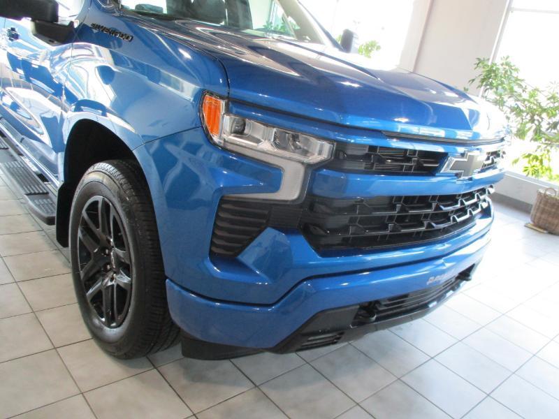 Chevrolet Silverado 1500 RST Crew Cab 4WD 2024