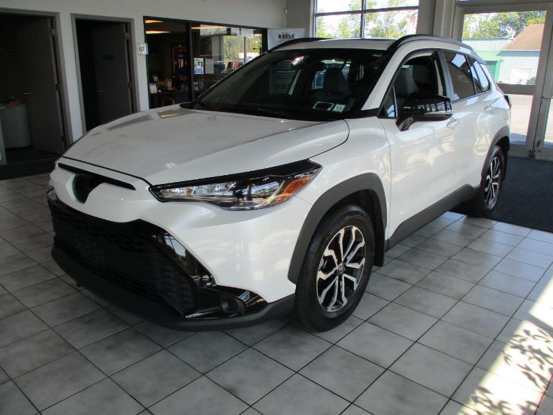 Toyota Corolla Cross SE Hybrid 4D SUV AWD 2025