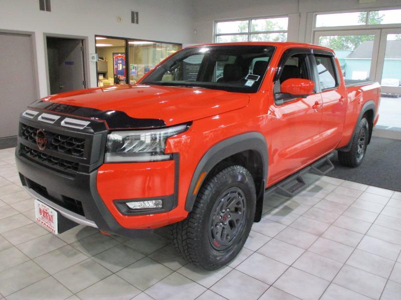 Nissan Frontier SV Crew Cab 4WD 2026