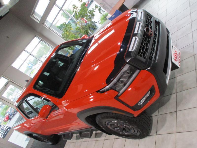 Nissan Frontier SV Crew Cab 4WD 2026