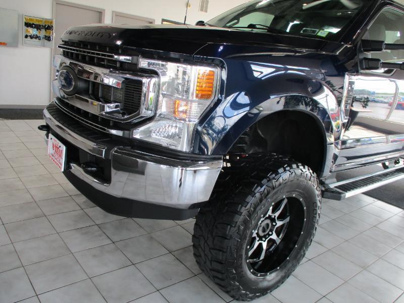 Ford F-250 SD XL SuperCab 4WD 2022