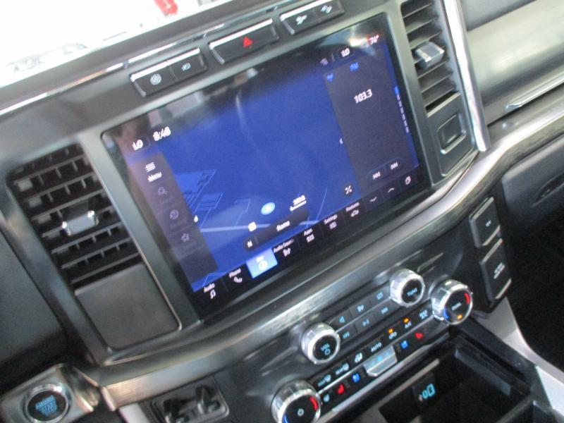 Ford F-250 SD Lariat Crew Cab 4WD 2024