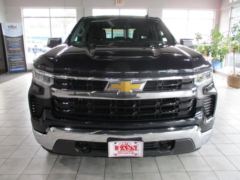 Chevrolet Silverado 1500 LT Crew Cab 4WD 2023