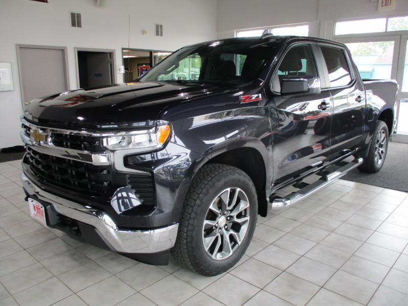 Chevrolet Silverado 1500 LT Crew Cab 4WD 2023