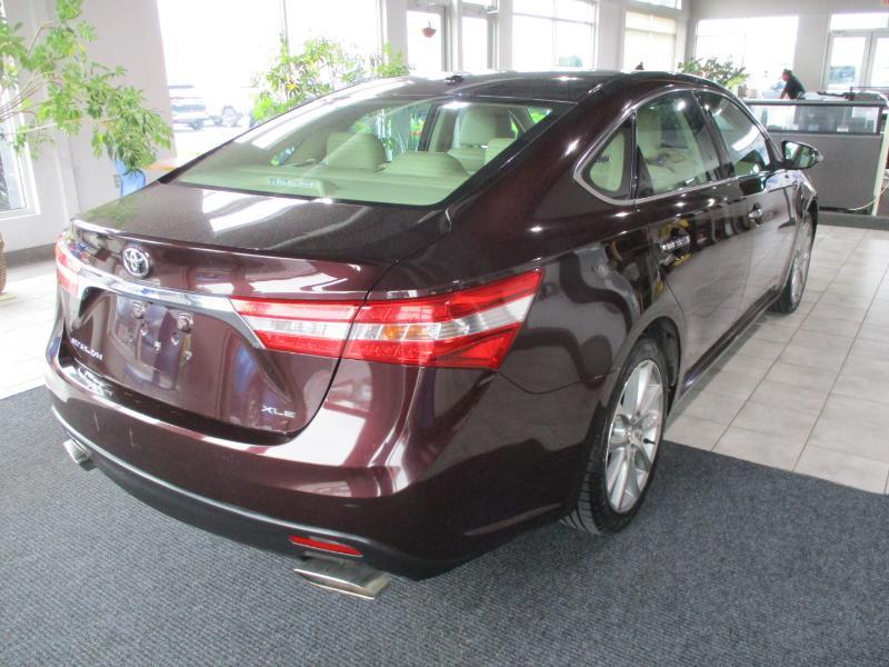 Toyota Avalon XLE Premium 2014