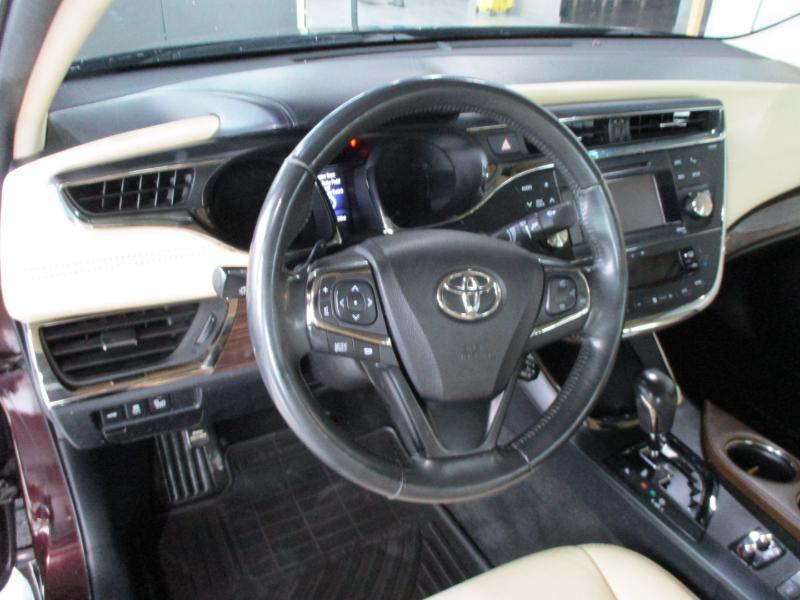 Toyota Avalon XLE Premium 2014