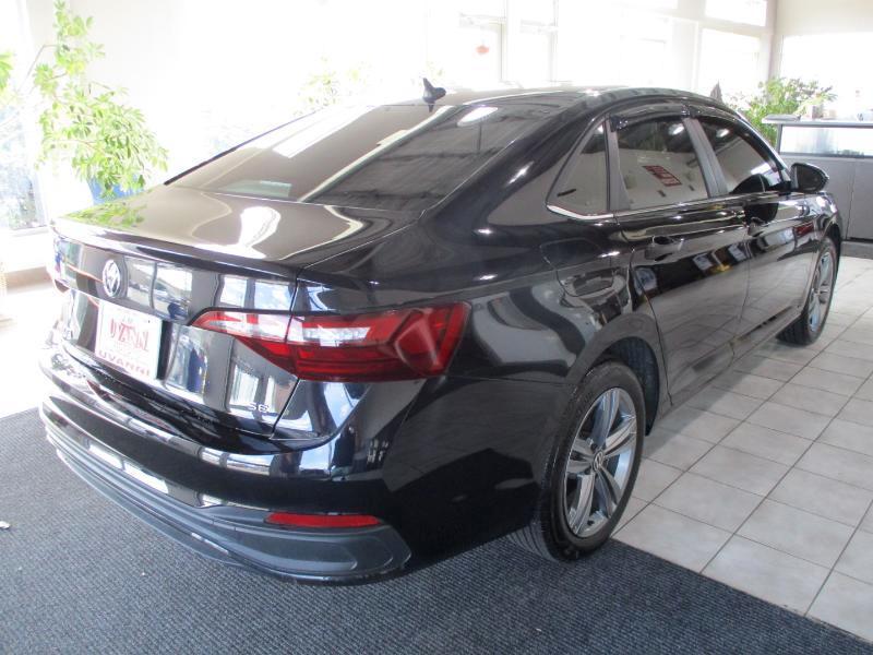 Volkswagen Jetta SE 2024
