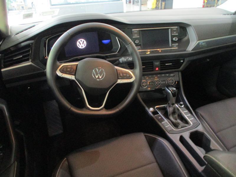 Volkswagen Jetta SE 2024
