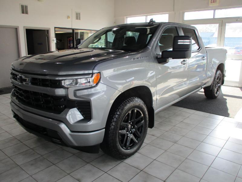 Chevrolet Silverado 1500 RST Crew Cab 4WD 2025