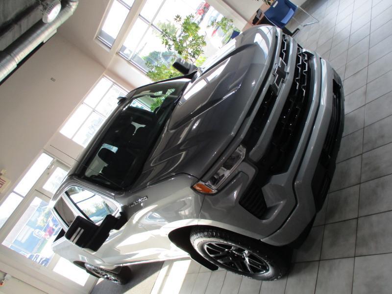 Chevrolet Silverado 1500 RST Crew Cab 4WD 2025