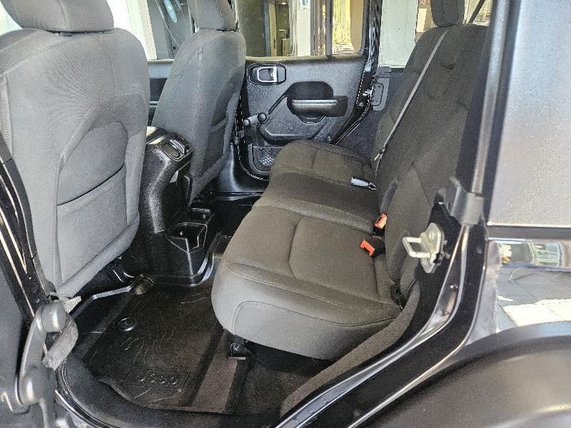 Jeep Wrangler Unlimited Sport 2021