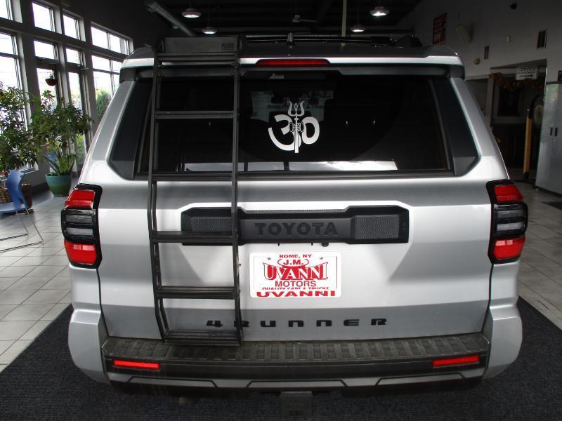 Toyota 4Runner TRD Sport 4WD 2025