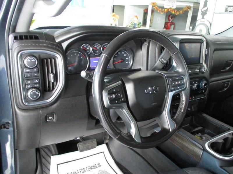 Chevrolet Silverado 1500 LT Trail Boss Crew Cab Long Box 4WD 2021