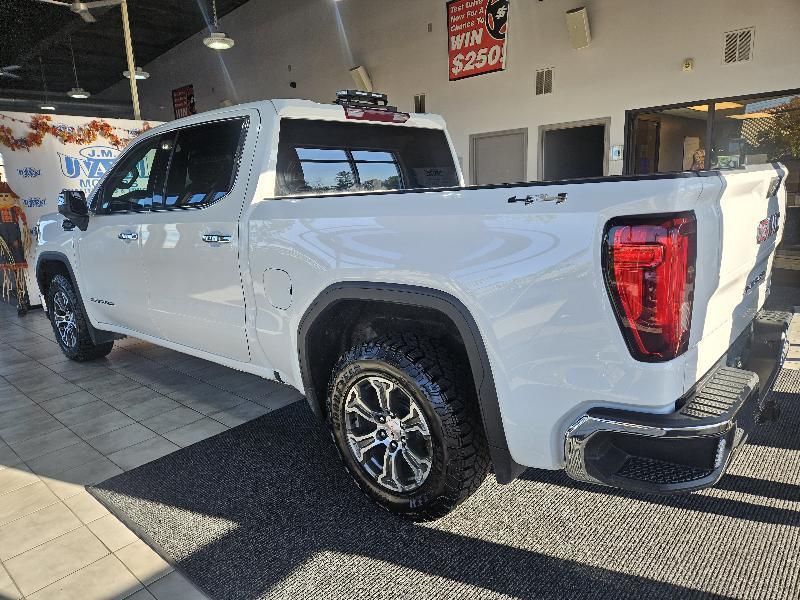 GMC Sierra 1500 4WD Crew Cab 147" SLT 2025