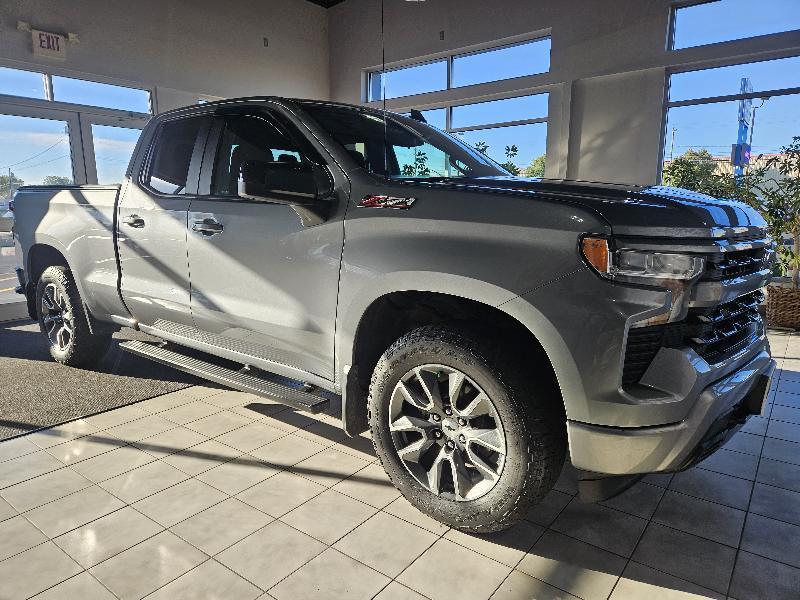 Chevrolet Silverado 1500 RST Double Cab 4WD 2023