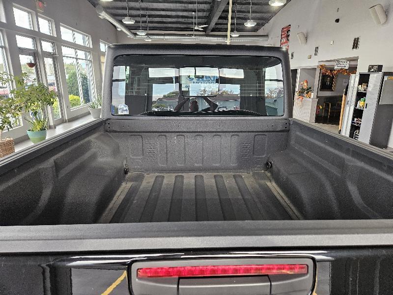 Jeep Gladiator Sport 2023