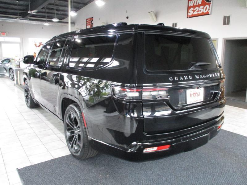 Jeep Grand Wagoneer  2024
