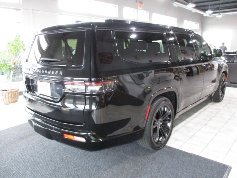 Jeep Grand Wagoneer  2024