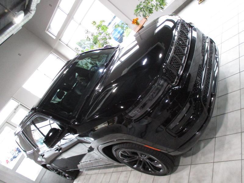 Jeep Grand Wagoneer  2024