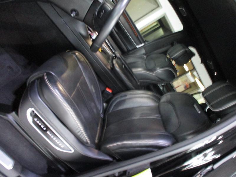 Jeep Grand Wagoneer  2024