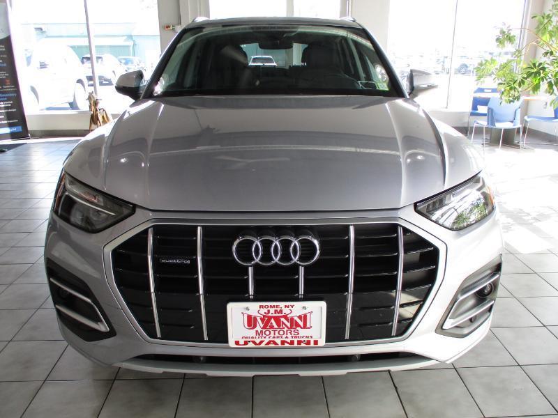 Audi Q5 2.0T Premium quattro 2023