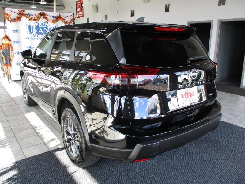 Nissan Rogue SV AWD 2026
