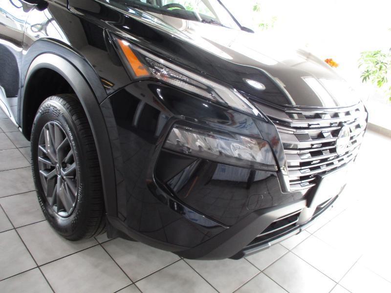 Nissan Rogue SV AWD 2026