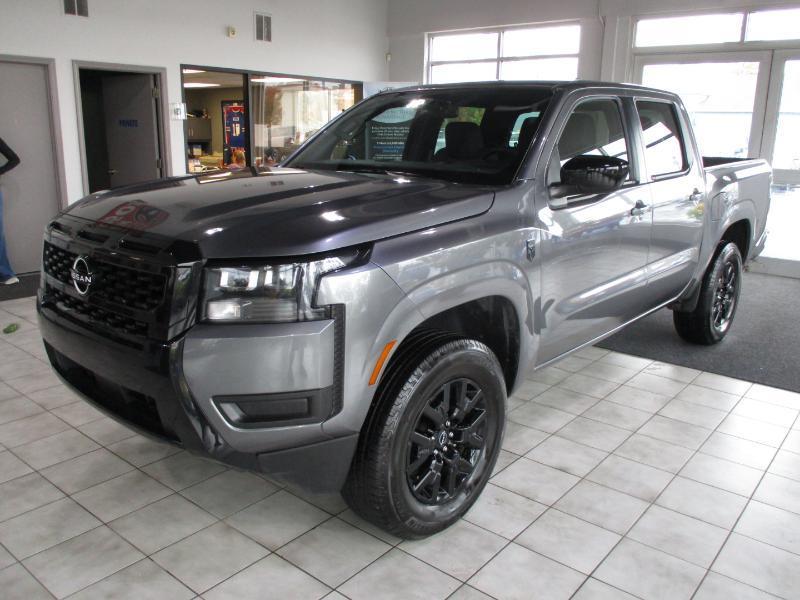 Nissan Frontier SV Crew Cab 4WD 2026