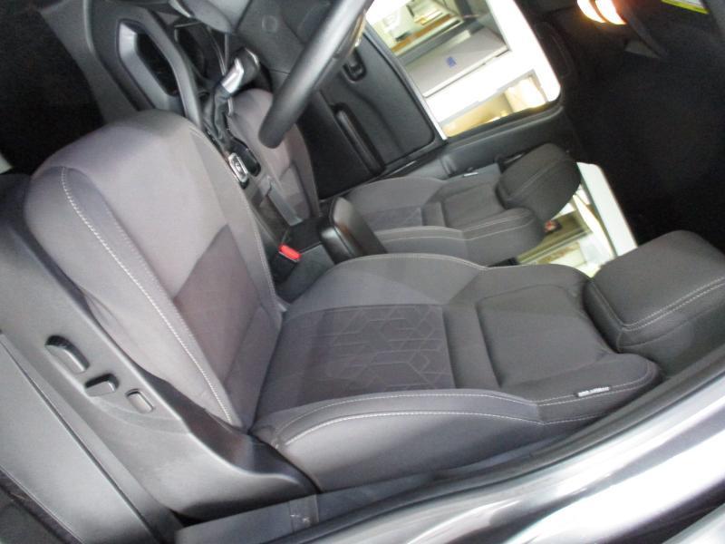 Nissan Frontier SV Crew Cab 4WD 2026