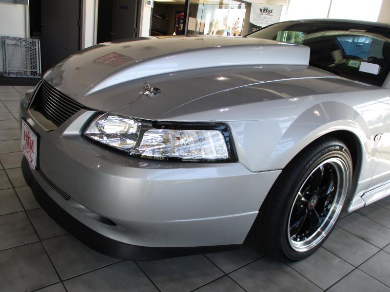 Ford Mustang GT Coupe 2000