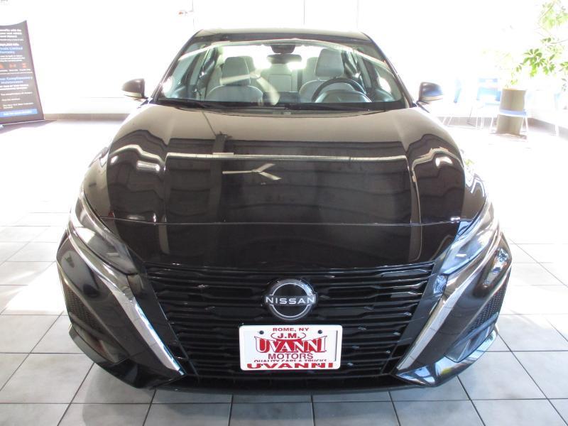 Nissan Altima 2.5 SV 2025