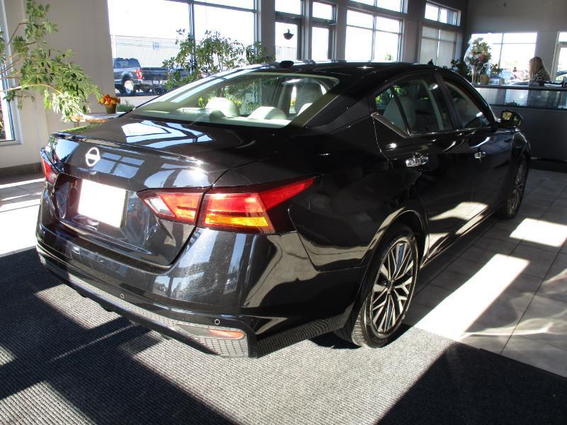Nissan Altima 2.5 SV 2025